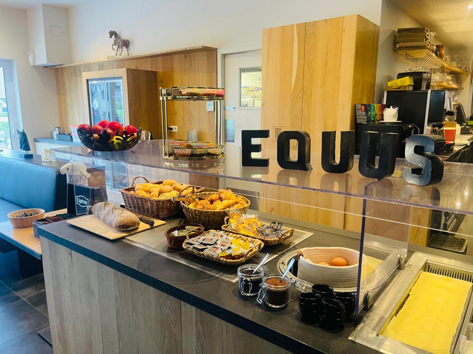 Equus B&B Bredene Eksteriør billede
